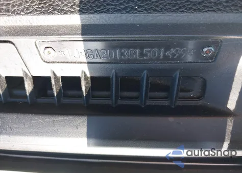 2011 Jeep Wrangler Sport z USA, uszkodzony, nr VIN 1J4GA2D13BL501499